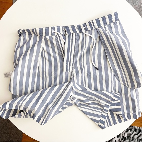 Solid & Striped 7” Stripe Hybrid Shorts Men’s Large NWOT - Picture 10 of 10